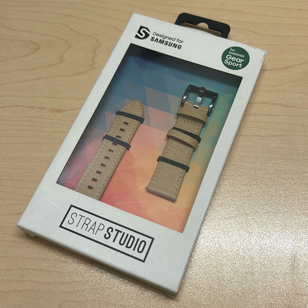 *NEW* Samsung Gear Sport Strap Studio Beige Watch Band